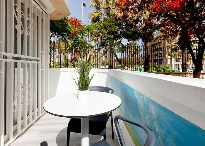 Апартаменты 101 Playa Honda, Playa De Americas