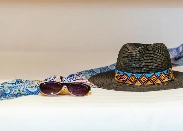 Апартаменты 101 Playa Honda, Playa De Americas