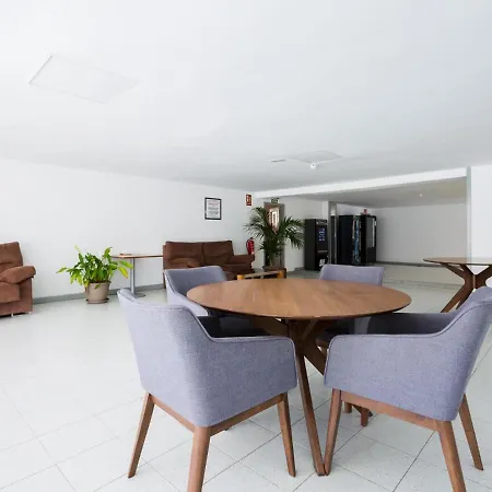 101 Playa Honda, Playa De Americas شقة